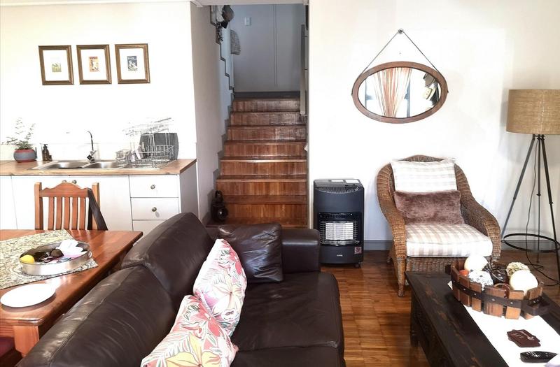 To Let 2 Bedroom Property for Rent in Somerset West Western Cape